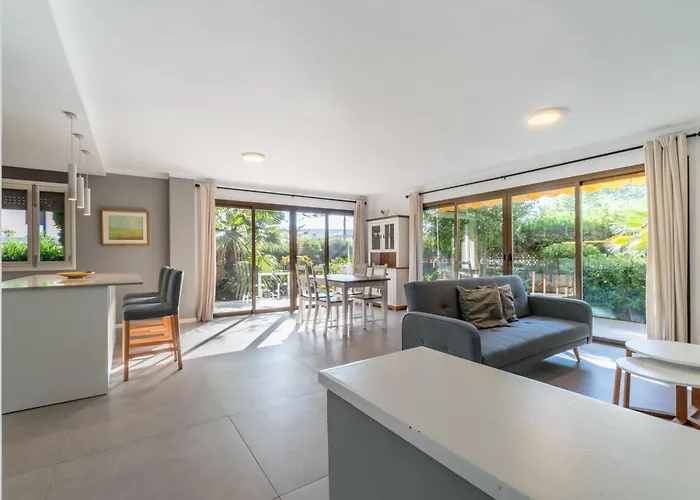 Ponent E Διαμέρισμα *