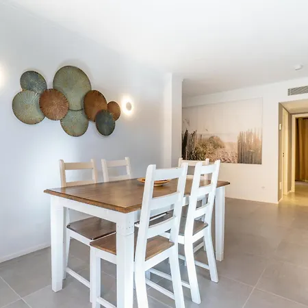 Ponent E Apartment *